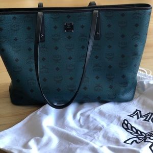 MCM Large Tote with dustbag & tags/ warranty card